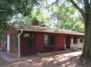 751 Brookhaven Cir, Toccoa, GA 30577