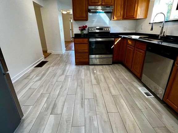 Brand new kitchen.
