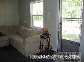 FRONT ROOM
