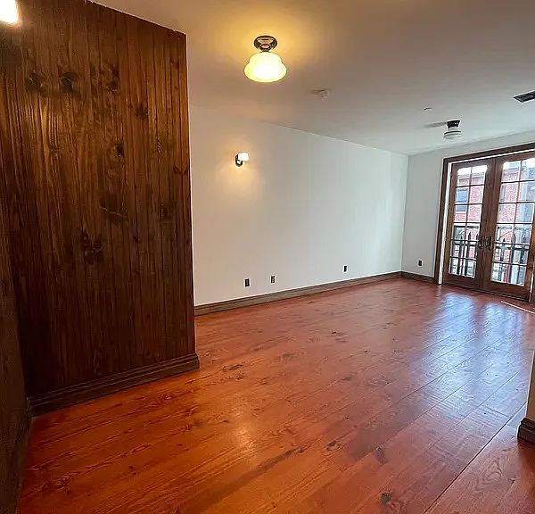 237 Kent Ave #F2 — Photo 3