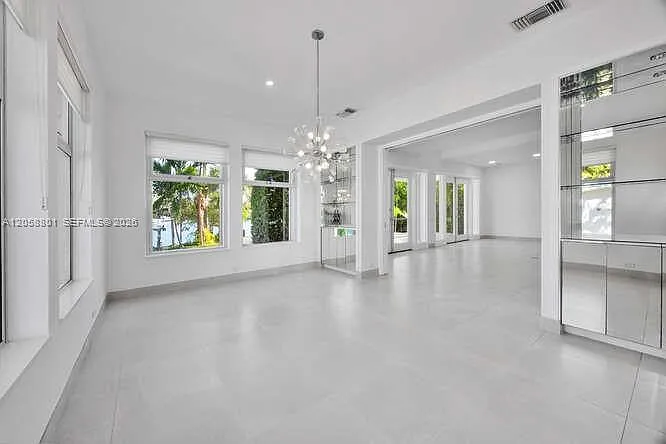 621 N Mashta Dr — Photo 9