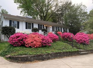 101 Country Club Dr, Greensboro, NC 27408