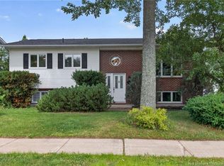 343 Glencairn Dr, Moncton, NB E1G 2B3