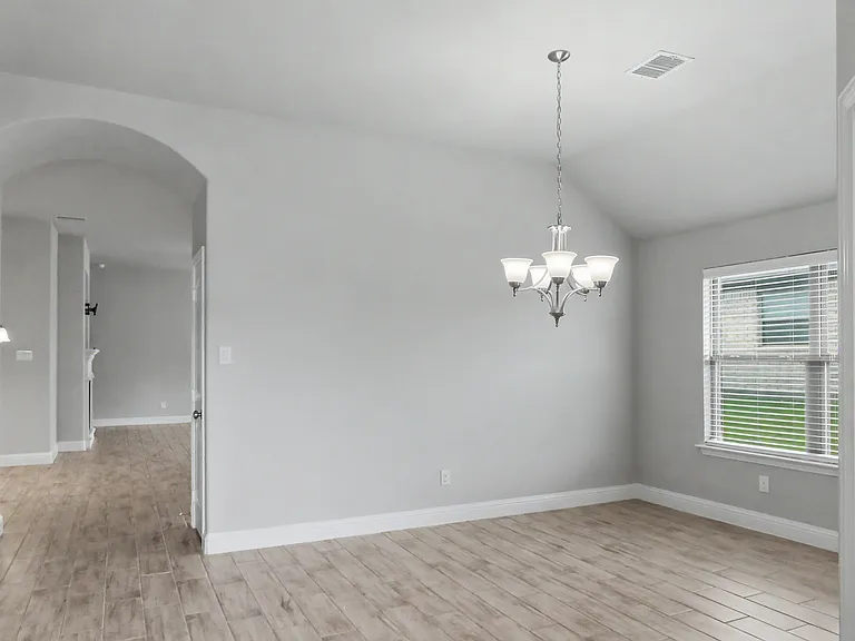 426 Oleander Dr — Photo 9