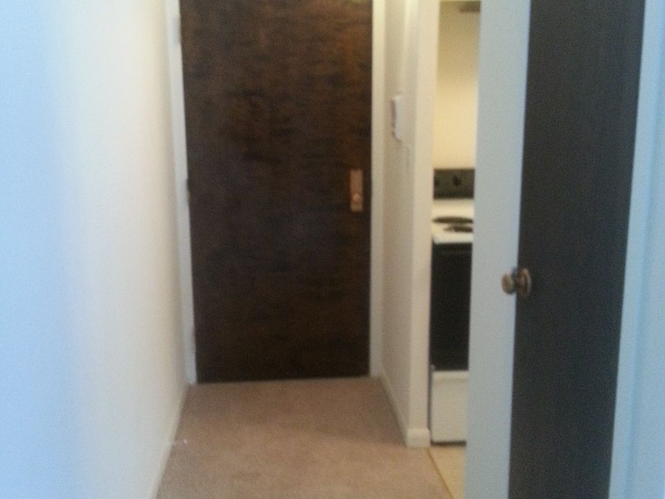 1st image of 2839 W Glen Flora Ave APT 104
