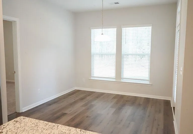 142 Brookline Dr — Photo 15