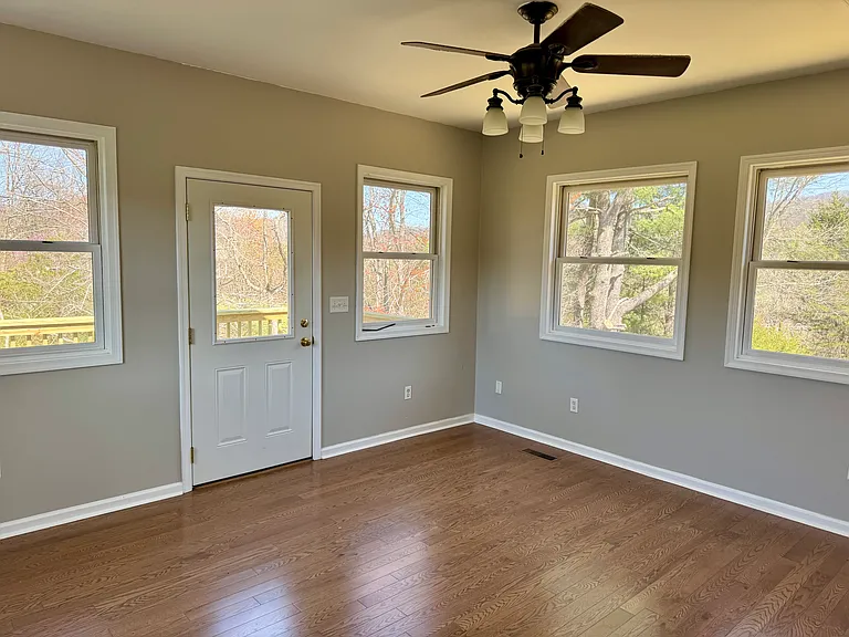 4775 Break Heart Rd — Photo 11