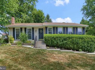 889 Alexander Spring Rd, Carlisle, PA 17015