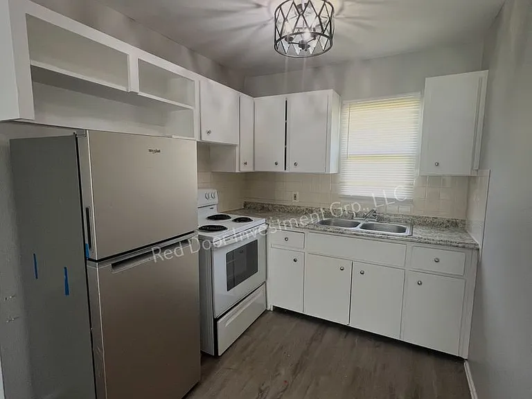 Riverside Apartments - Minutes to the River - Multiple Units Available — Photo 30