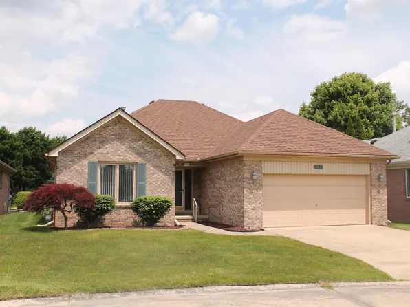 17367 Tradewinds Ct, Clinton Township, MI 48038
