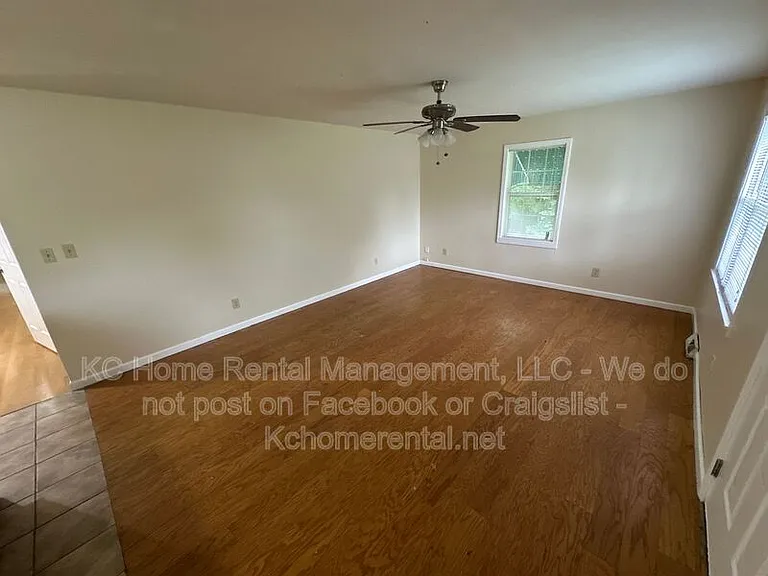 1127 Sherman Ave — Photo 14