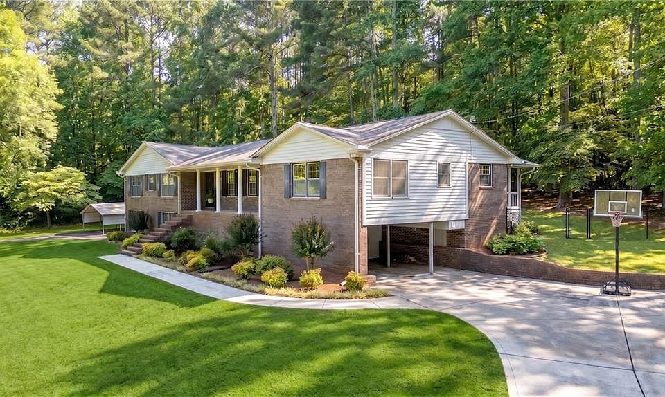 1st image of 75 Wildwood Way