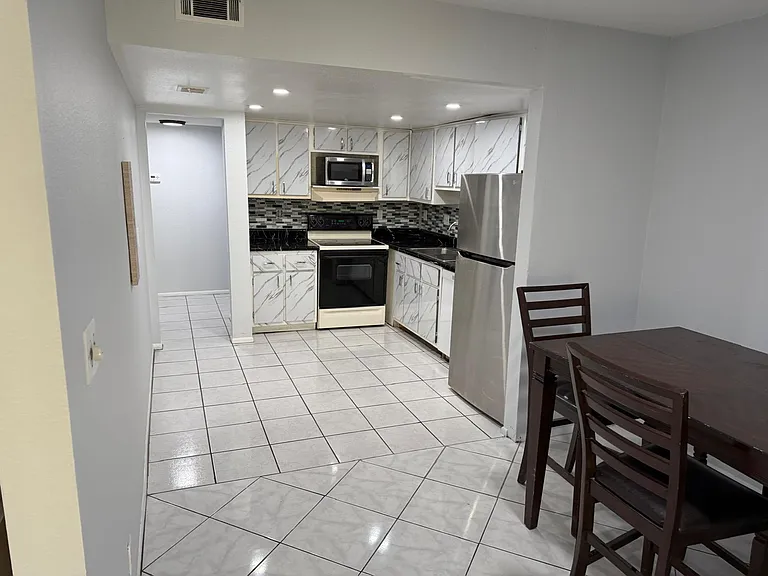 7303 Abonado Rd — Photo 6
