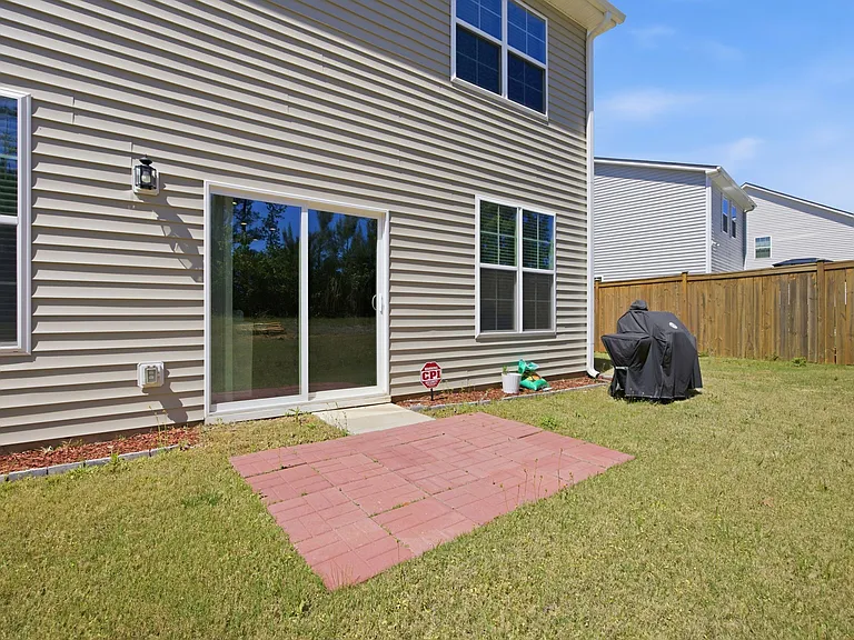 450 Hawksbill Dr — Photo 33