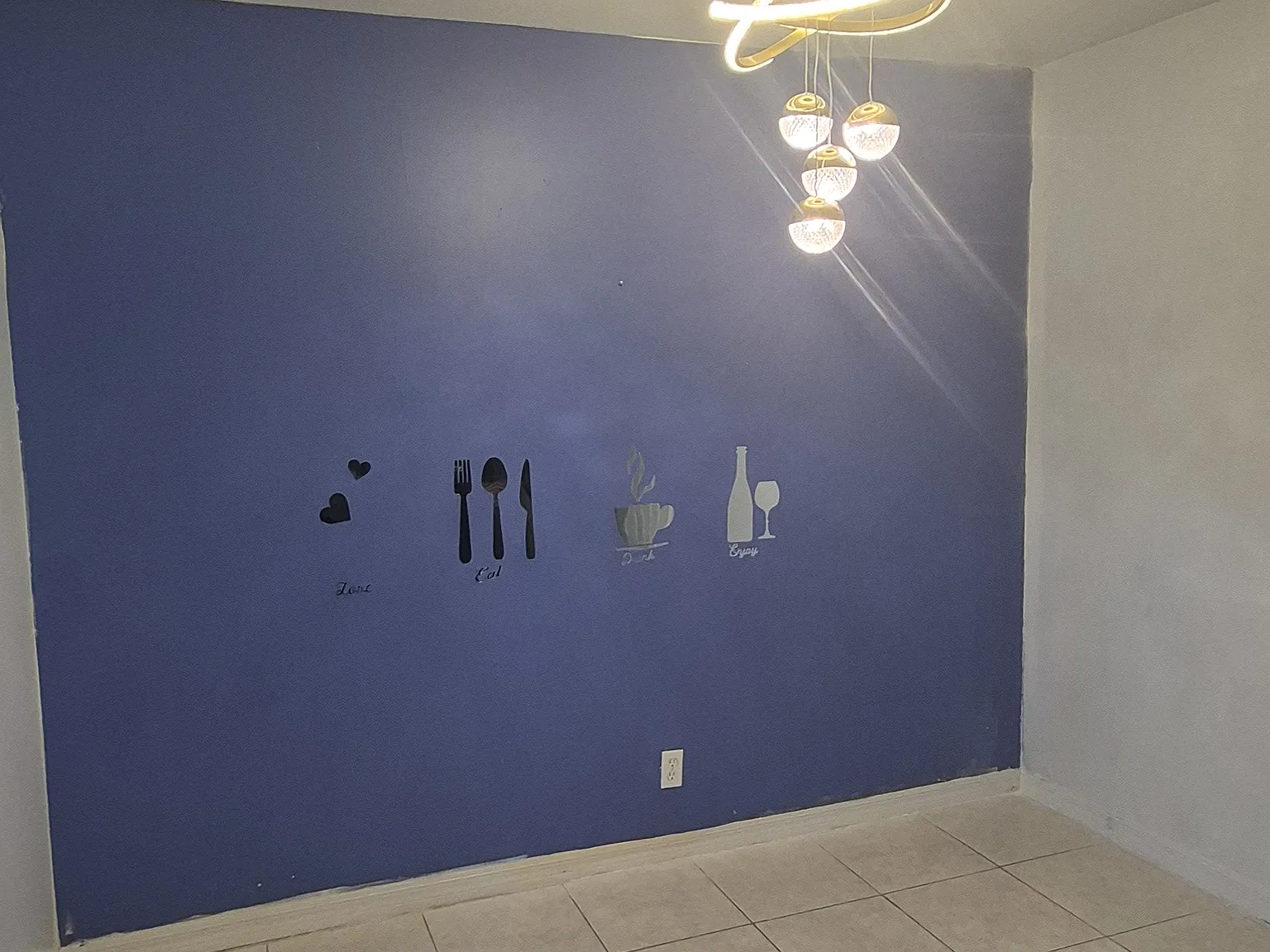 2 bed, 1070 sqft, $1,750 — Photo 4