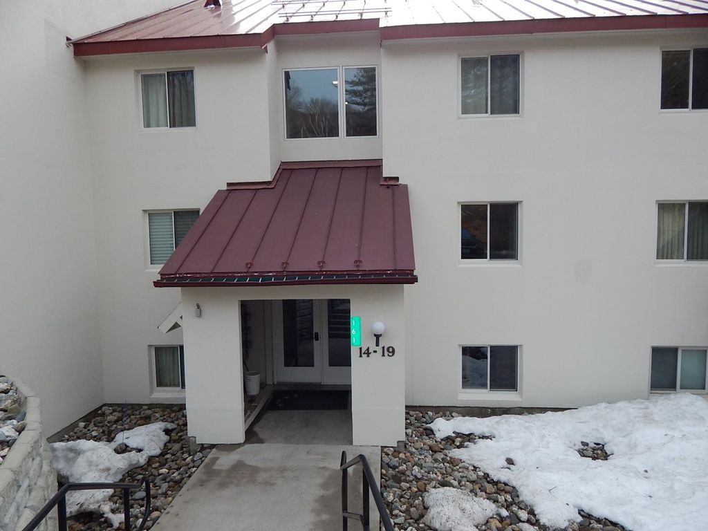 161 Mountainside Drive #15, Warren, VT - View 2