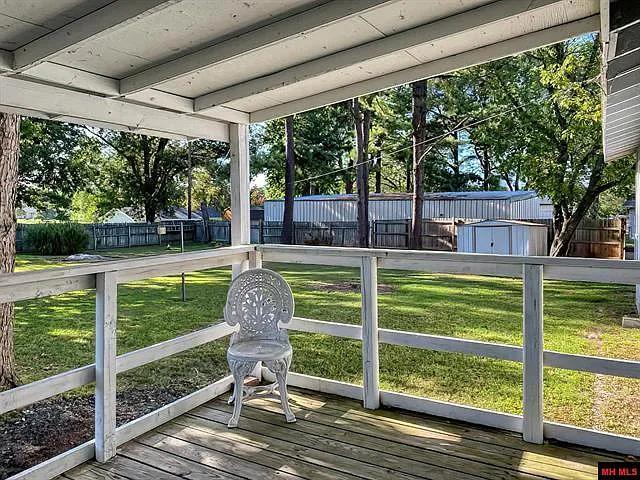 42 County Road 1159 — Photo 22