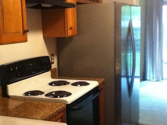 4th image of 6302 Broyhill Ct