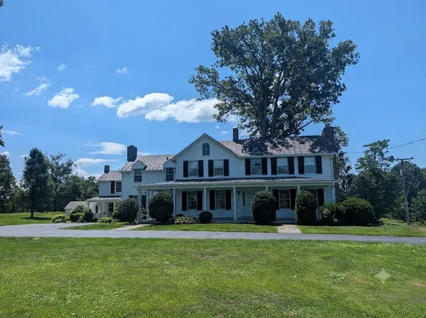 17796 Harmony Church Rd, Hamilton, VA 20158