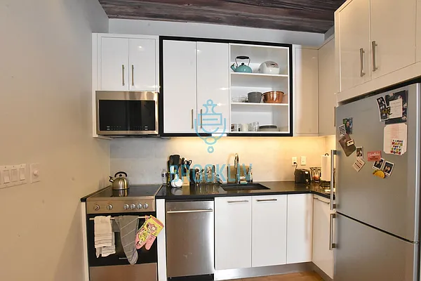 Rented by null | media 17