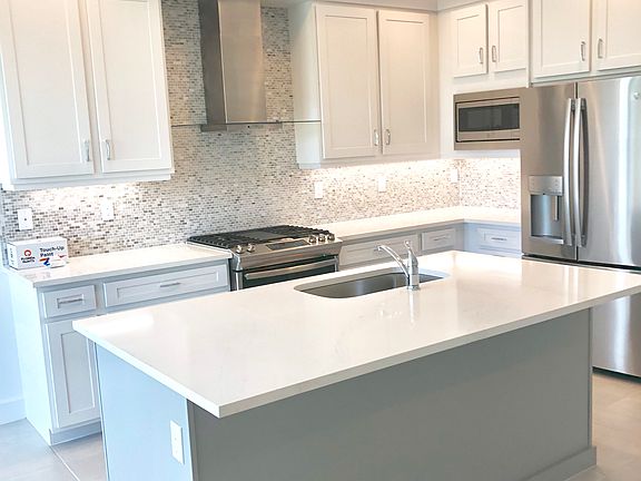 Designer Gourmet Kitchen