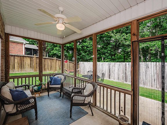 3rd image of 6479 Misty Ridge Dr