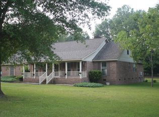 11 Old Farm Rd, Lugoff, SC 29078