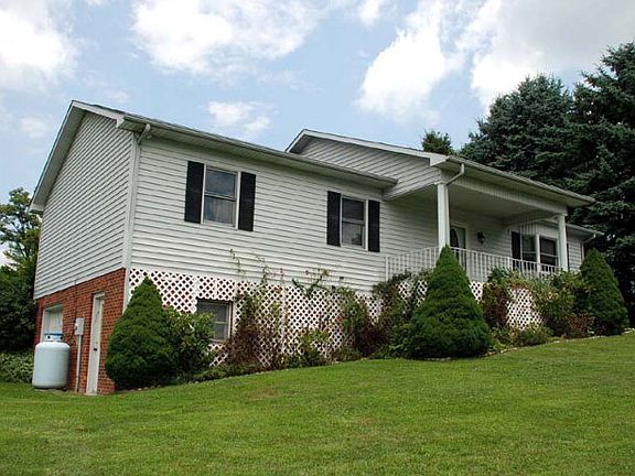 2nd image of 234 Knollview Dr