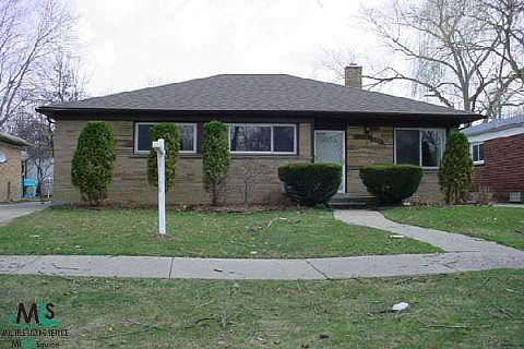 1st image of 21910 Marlow St