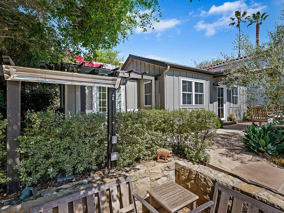 309 E Canon Perdido St