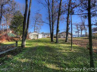 1858 E John St, Newaygo, MI 49337