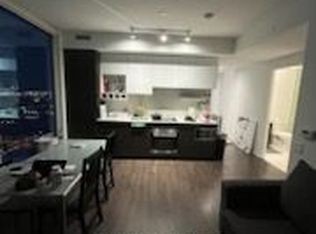 5 Buttermill Ave #4202, Vaughan, ON L4K 4Z4