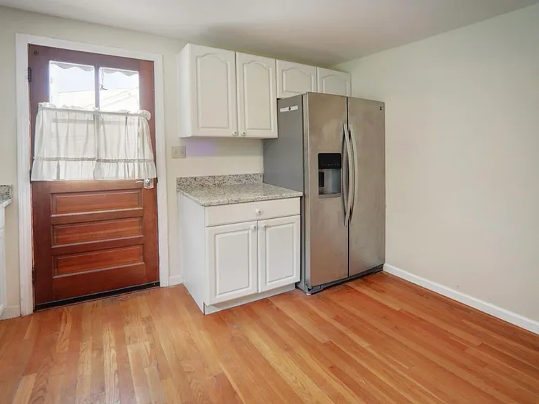 58 Knob Hill Dr — Photo 9