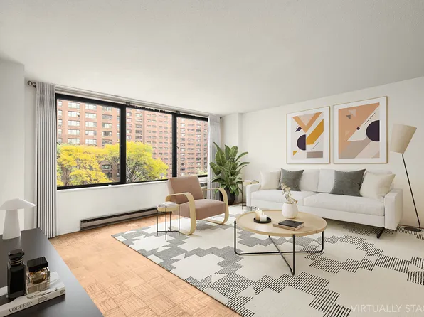 1641 Third Avenue image 1 of 9