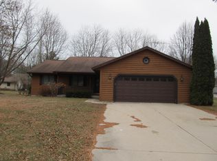 4033 Marion Ln, Sheboygan, WI 53083