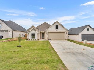 1509 Wellington Ln, Longview, TX 75605