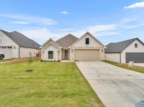 1509 Wellington Ln, Longview, TX 75605