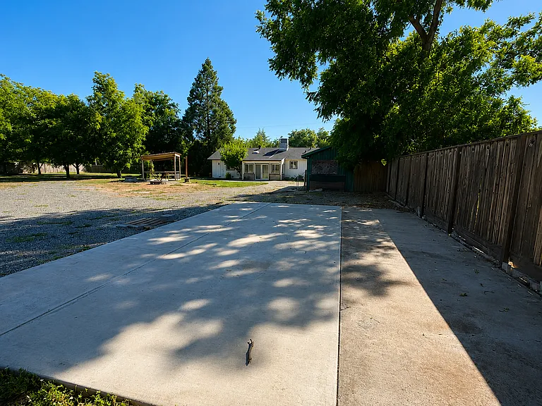 3682 Bay Ave — Photo 51