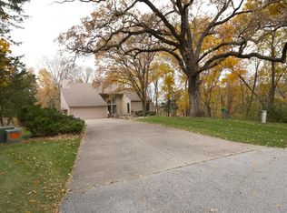 4015 Mathews Rd, Ames, IA 50014