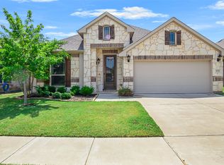 1132 Snowy Owl Dr, Alvarado, TX 76009