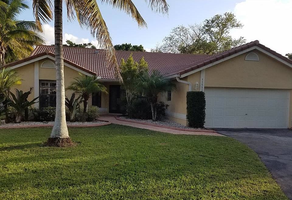 1st image of 11552 NW 39th Pl #1