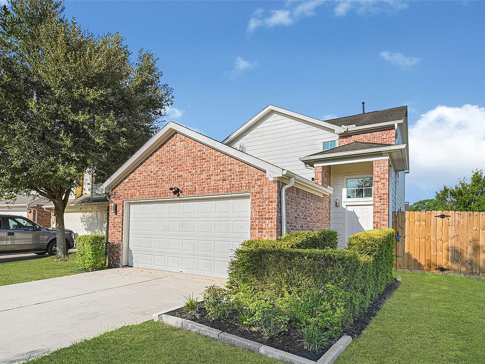 1st image of 11226 Valley Kings Dr