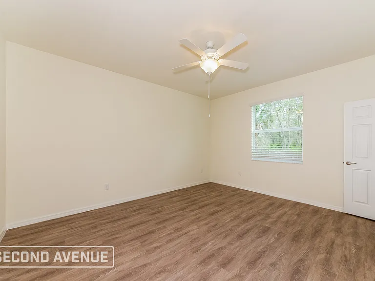 4546 Crowell Ln — Photo 12