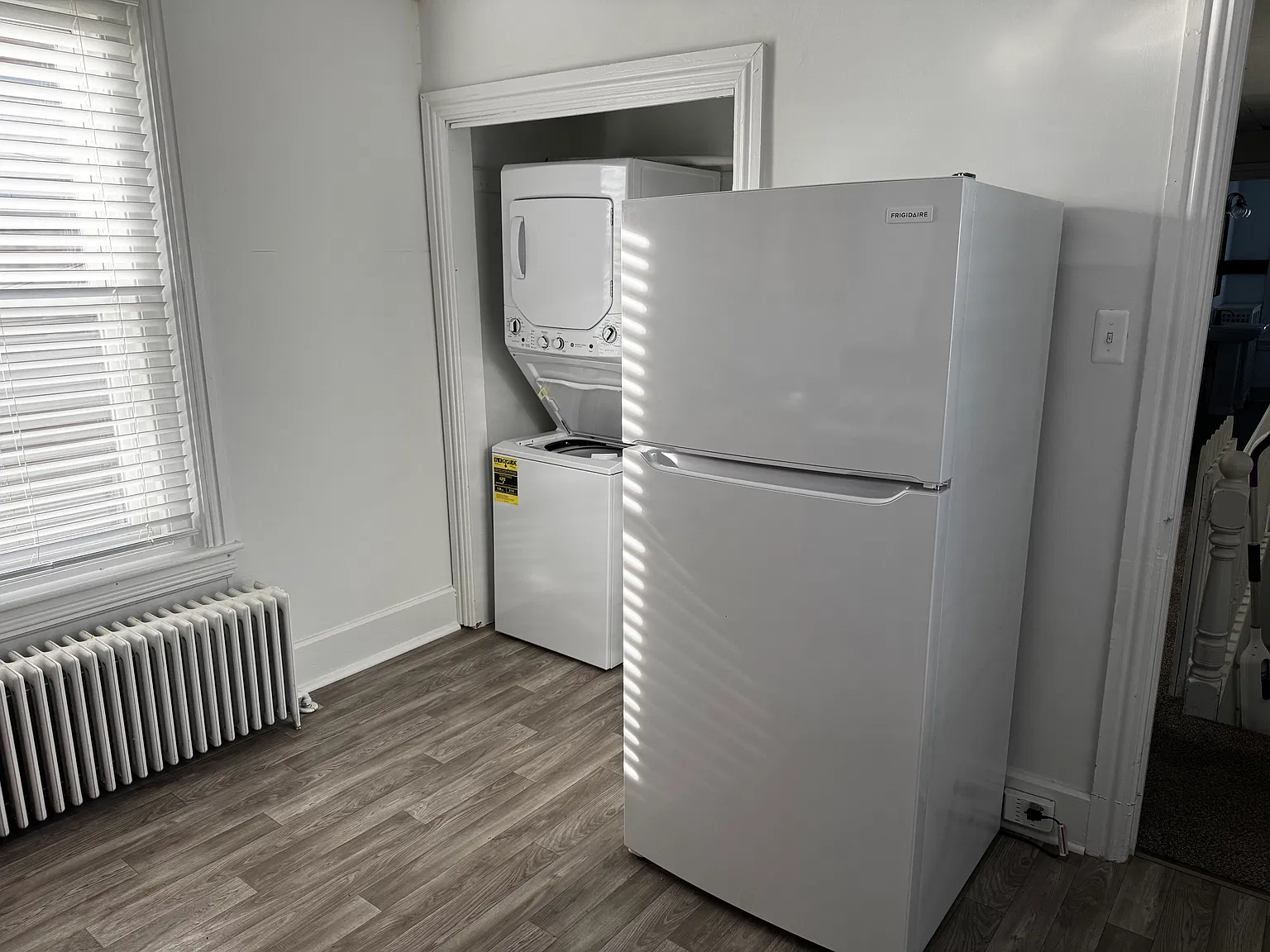 1 bed, 780 sqft, $1,300 — Photo 3