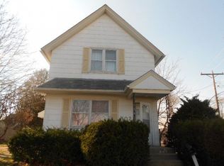 502 Grace St, Elgin, IL 60120