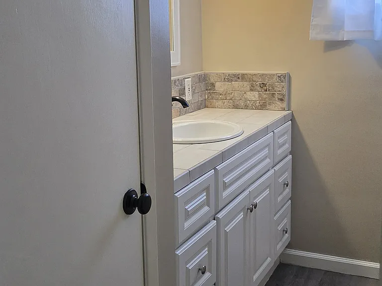 1719 Tomah Ave — Photo 13