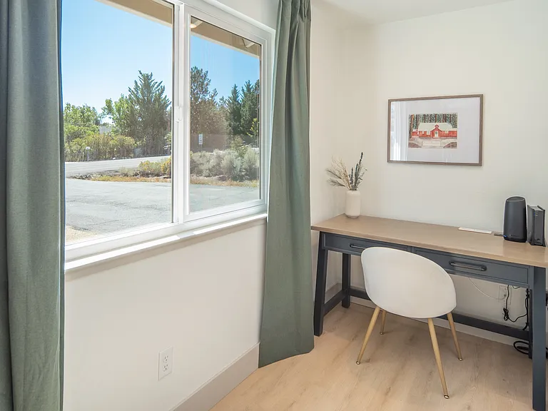 12835 Thomas Creek Rd — Photo 6