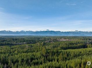 2 NE Ridgetop Ct, Belfair, WA 98528