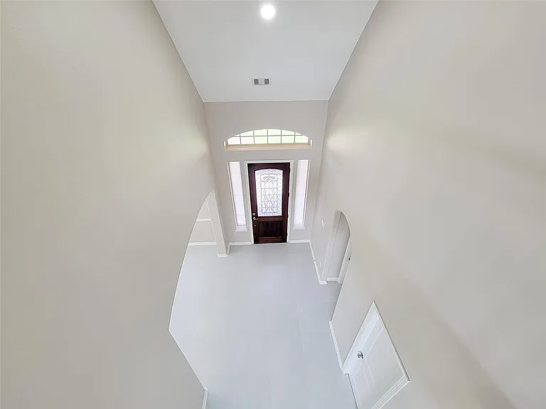 23111 Broad Springs Ct — Photo 35