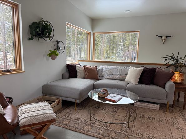 (undisclosed Address)